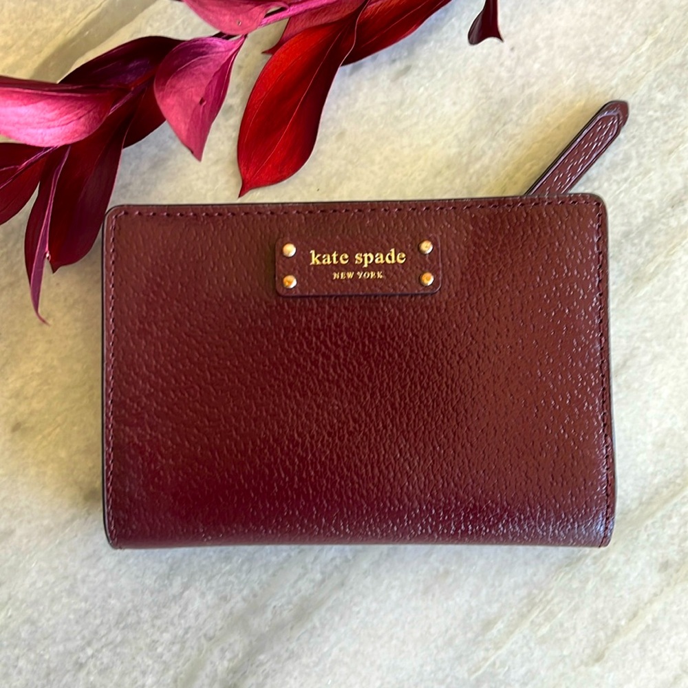 Kate Spade Bifold Wallet EUC